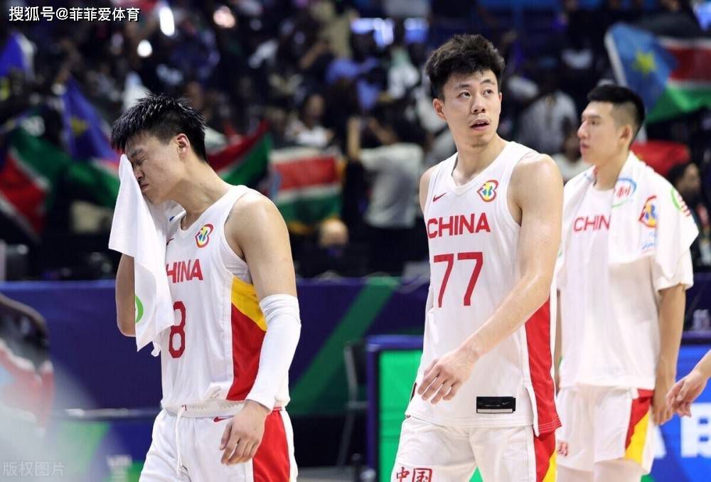 北京时间4:00欧冠A组第六轮，曼联主场迎战拜仁。